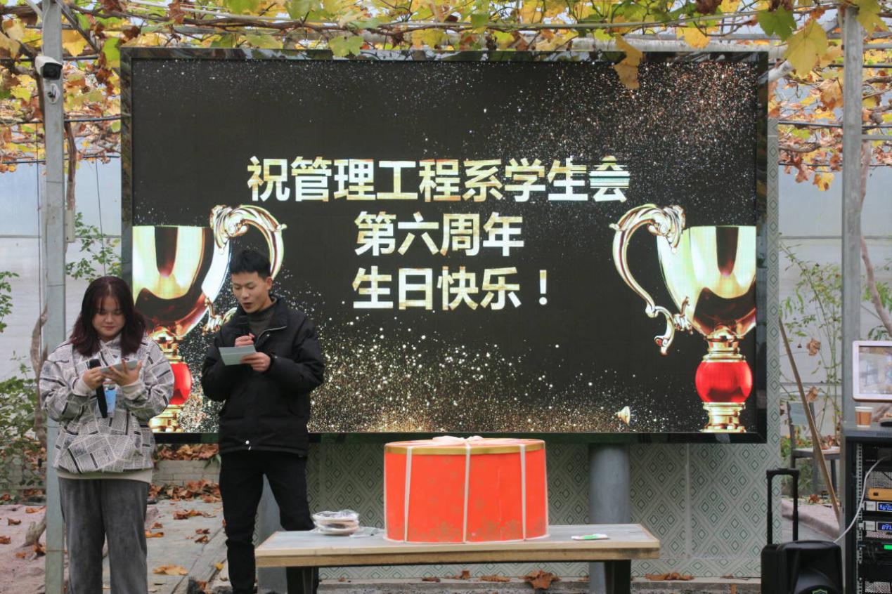 巴菲特继续“瘦身”银行股：伯克希尔哈撒韦Q2疑再减持69亿美国银行(BAC.US)持仓