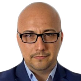 冒充官方账号、歪曲解读军史……一批违法违规涉军自媒体账号被处置