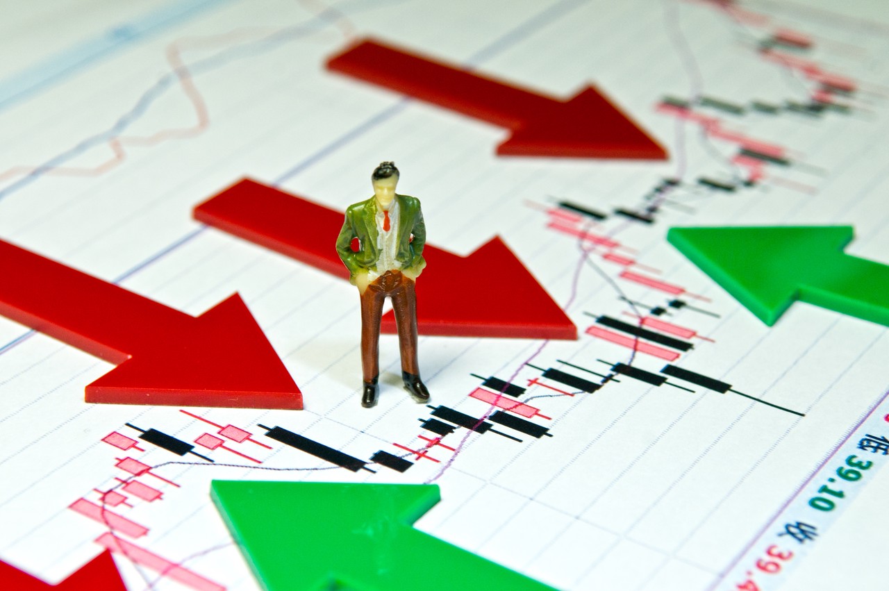 香港机管局：香港机场6月客运量同比升11.2% 上半年升16.5%